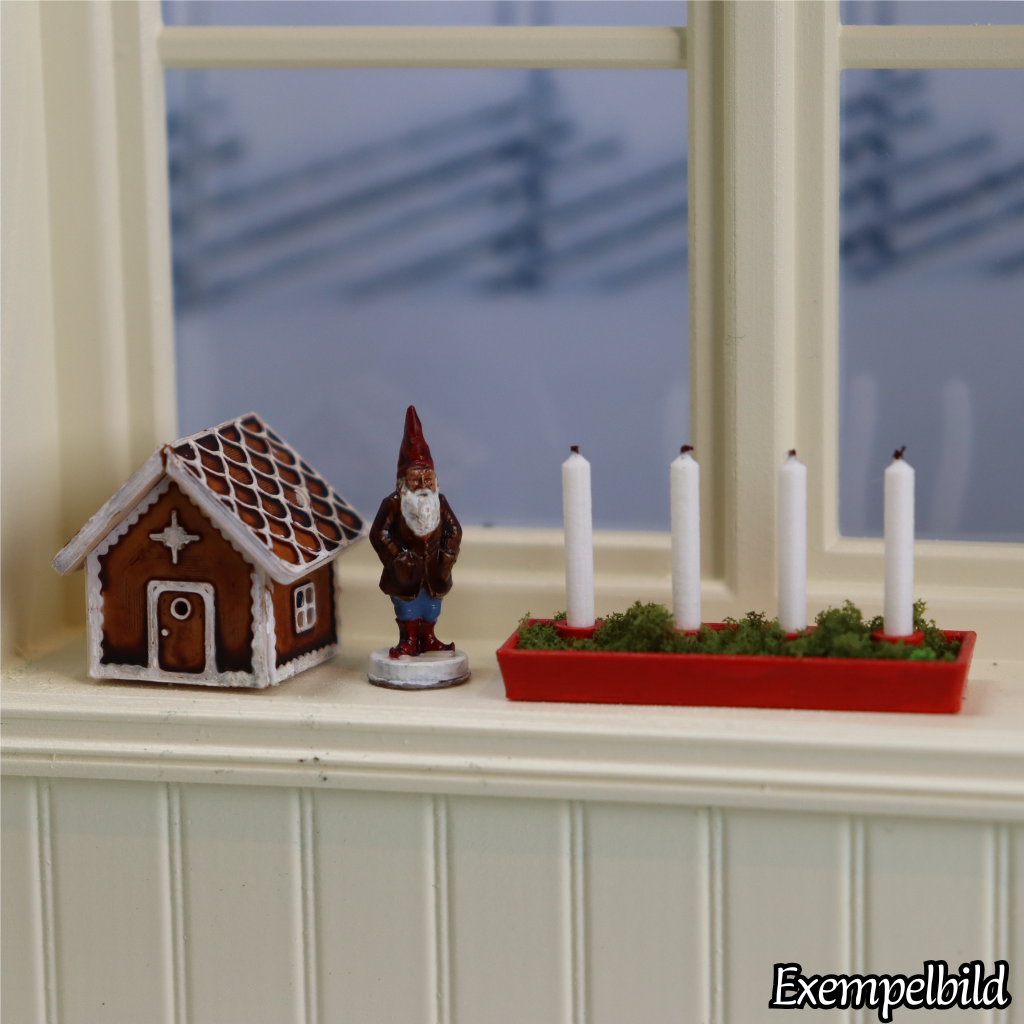 Klassisk Svensk Tomte – Handmålad Miniatyr